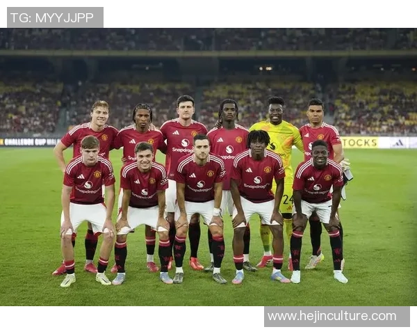 2025年全球足球十一大球星排名及其历史地位解析