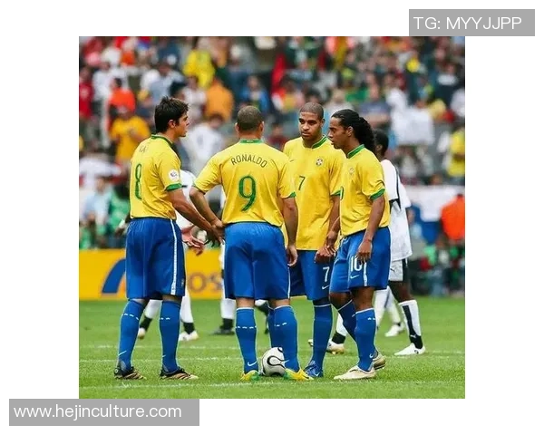 70后足球传奇人物盘点：十大顶级球星及其巅峰表现回顾