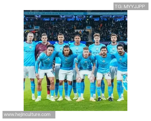 与足球球星击掌瞬间捕捉明星光辉展现热血与荣耀的交汇点 与足球球星击掌瞬间捕捉明星光辉展现热血与荣耀的交汇点