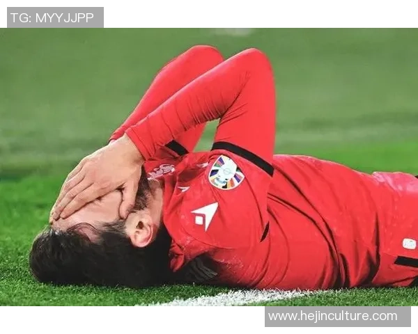 二十年后足球球星的崛起与挑战：未来之星如何塑造全球足坛格局