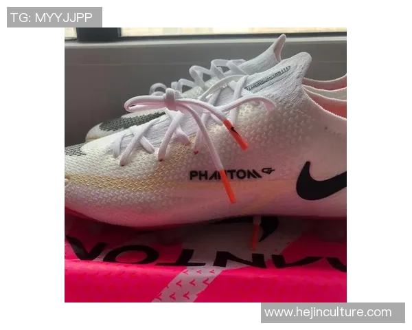 球星纷纷穿上GT2足球鞋 引领新一代竞技潮流与技术革新