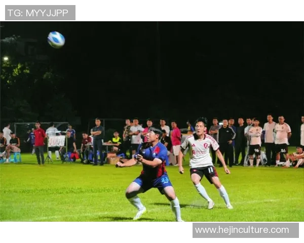 真实再现足球巨星驰骋绿茵场精彩瞬间的动感画面